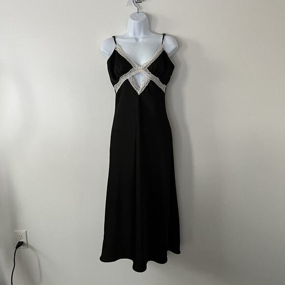 Forever 21 Slip‎ Dress Womens Medium Black Satin Cut Out White Lace Sexy Glam - Picture 3 of 14